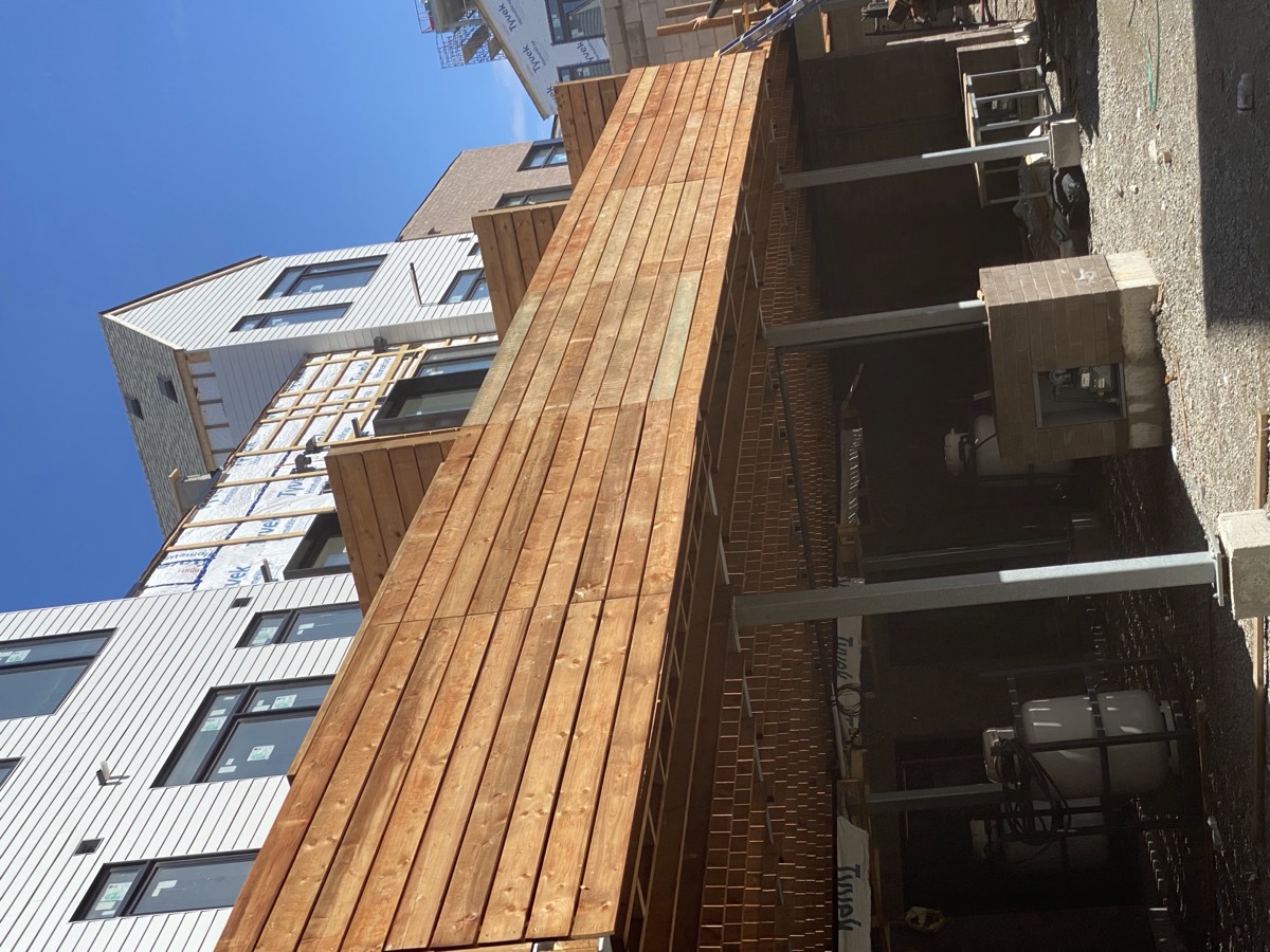 Commercial cedar fencing on multi-unit development