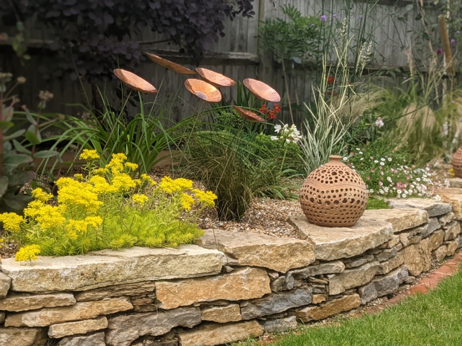 Garden retaining wall